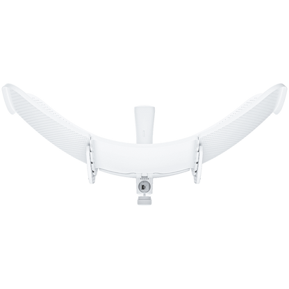 Ubiquiti LTU-XR 5 GHz LTU client that establishes extremely long-distance wireless links with an LTU Rocket serving as its base station.
