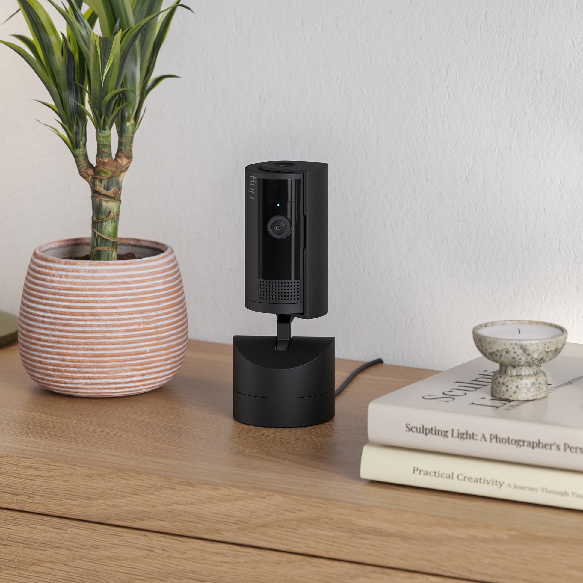 Ring Pan-Tilt Indoor Camera - Black
